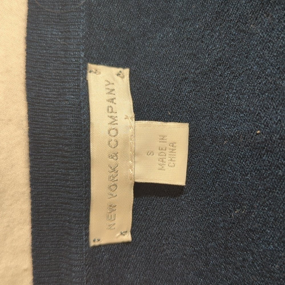 New York & Company Cardigan Sweater 3/4 Sleeve Size Small - Picture 2 of 9